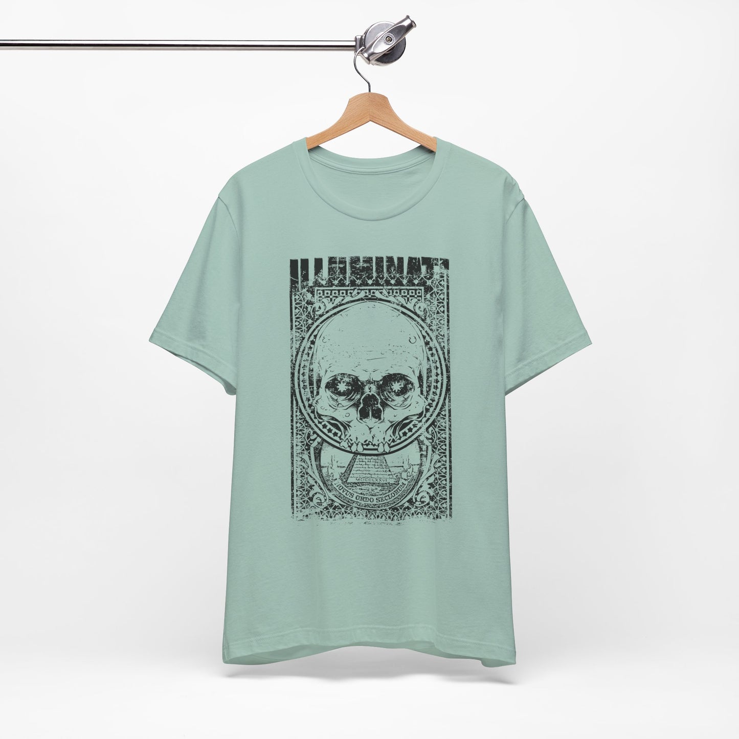 Skull Circle Graphic T-Shirt Vintage Etching Illustration Art Design Tee A-9