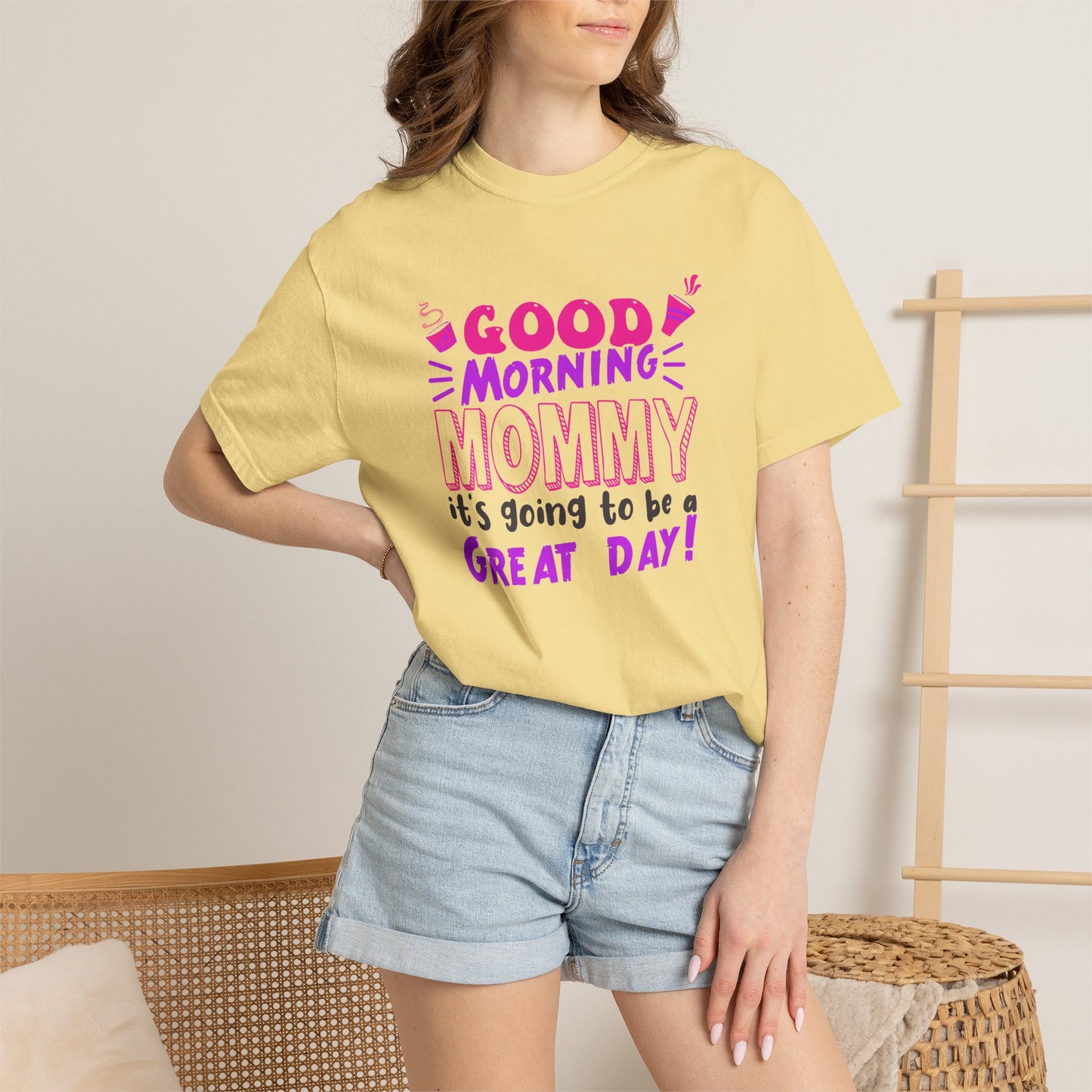 Mom T-shirt Mother's Day Mama Tee Unisex Comfort Colors Garment-Dyed Cotton h41